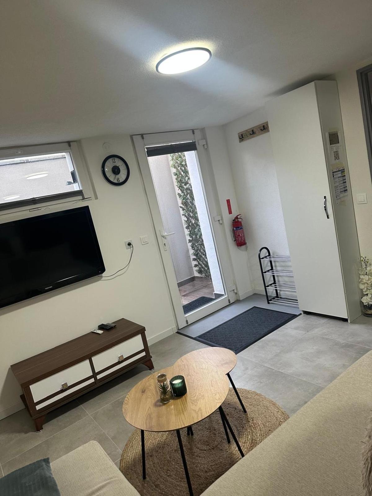 Les Mirabelles Appartement Ensisheim Buitenkant foto